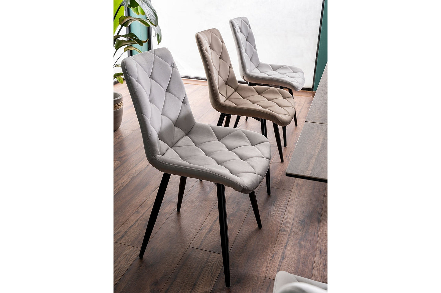 RALPH SAMTA KRĒSLS MELNS RĀMIS/OLĪVU