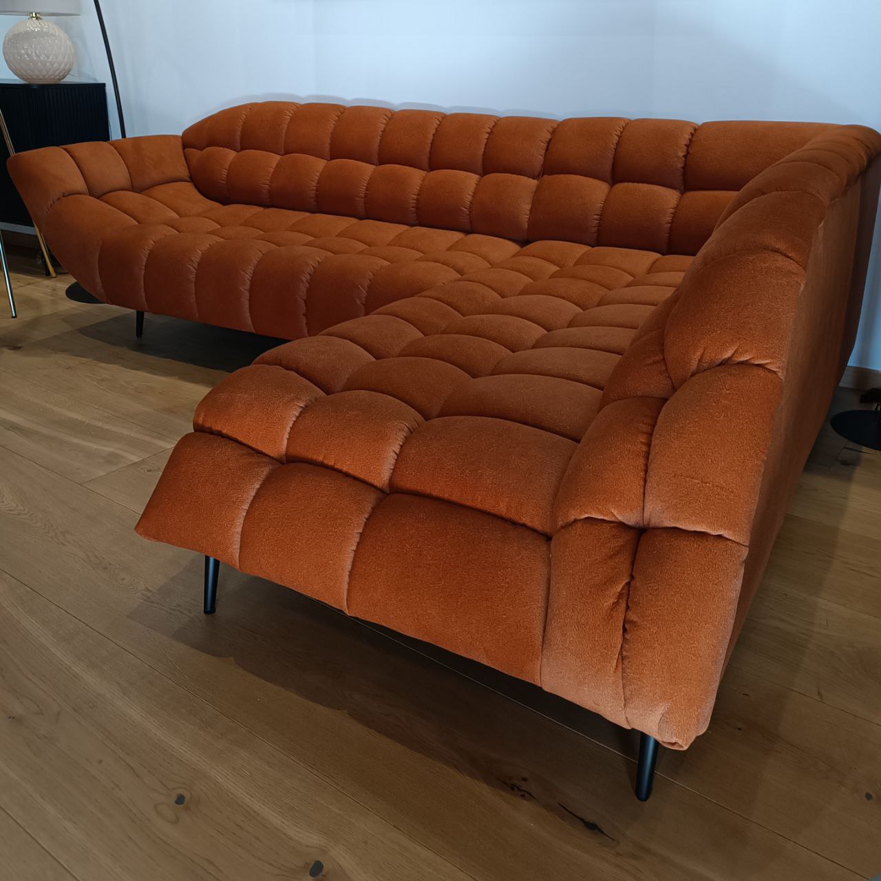 Dīvāns POKO 278/94/197 cm melns; kurkuma - N1 Home