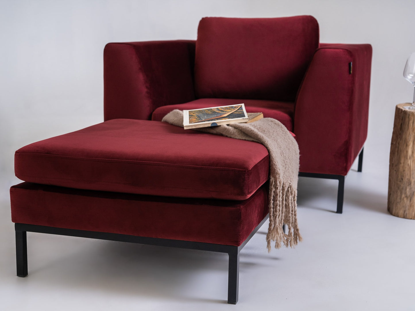 b8c79c88de76185a7c65f5a5f7b88670