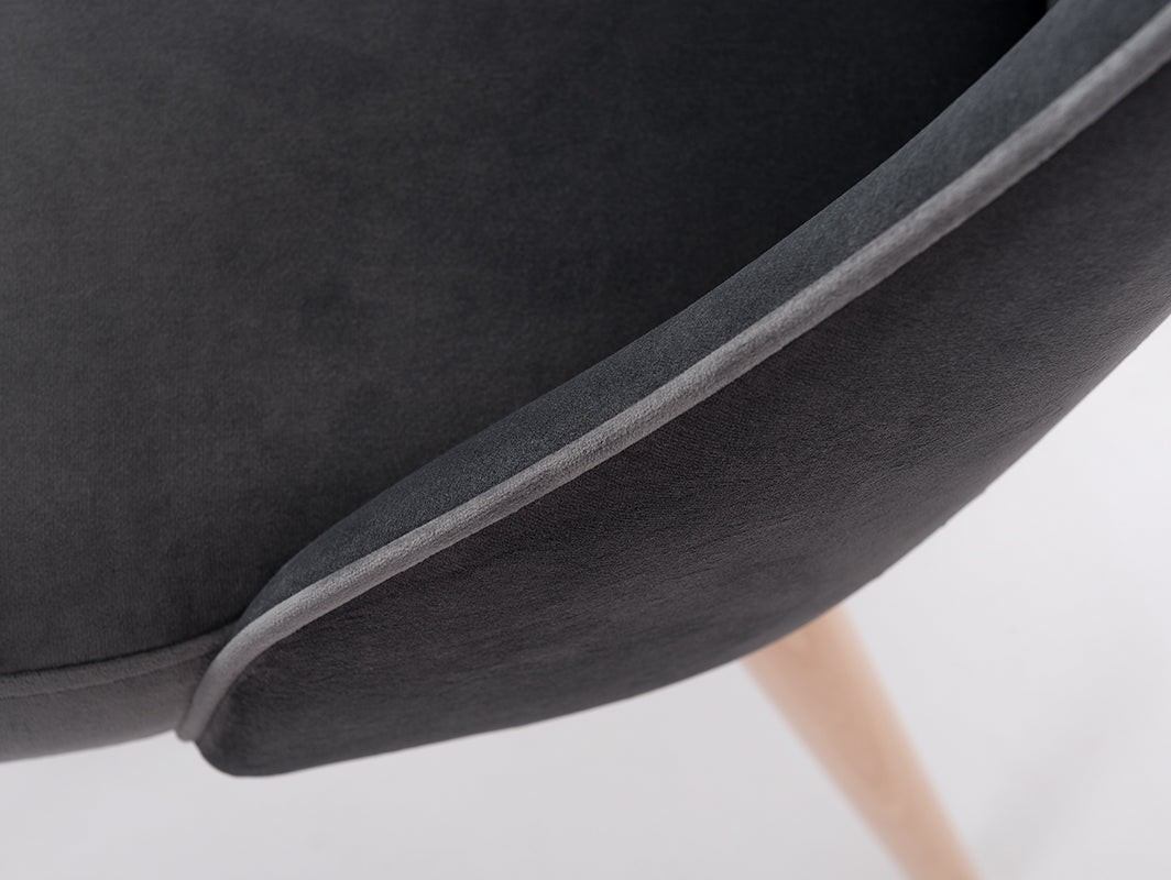 8f33fec12580320bb52f00b9d81f4fe0