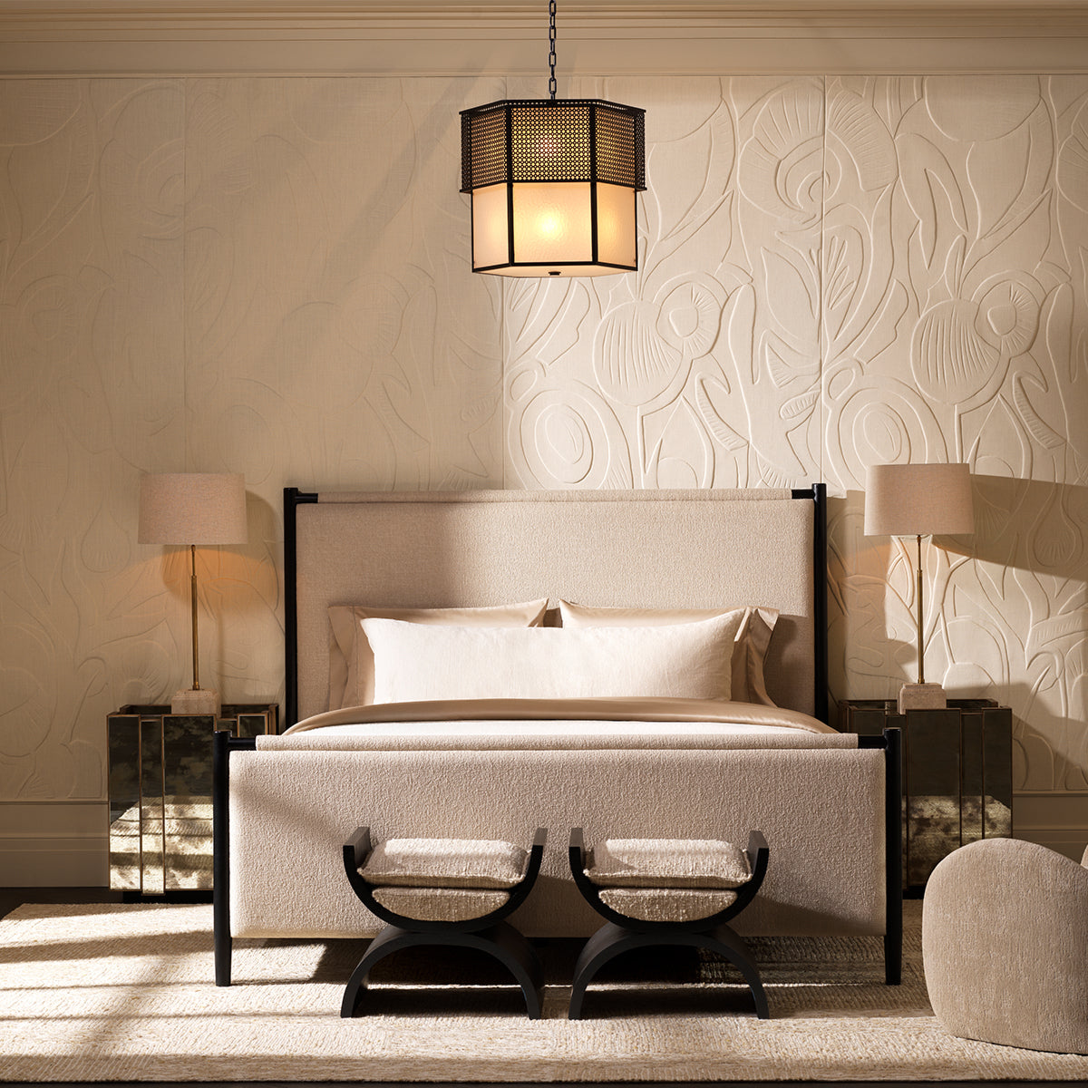 Naktsskapitis Nottingham Eichholtz 57.5/46/68.5 cm Antique mirror glass/brushed brass finish