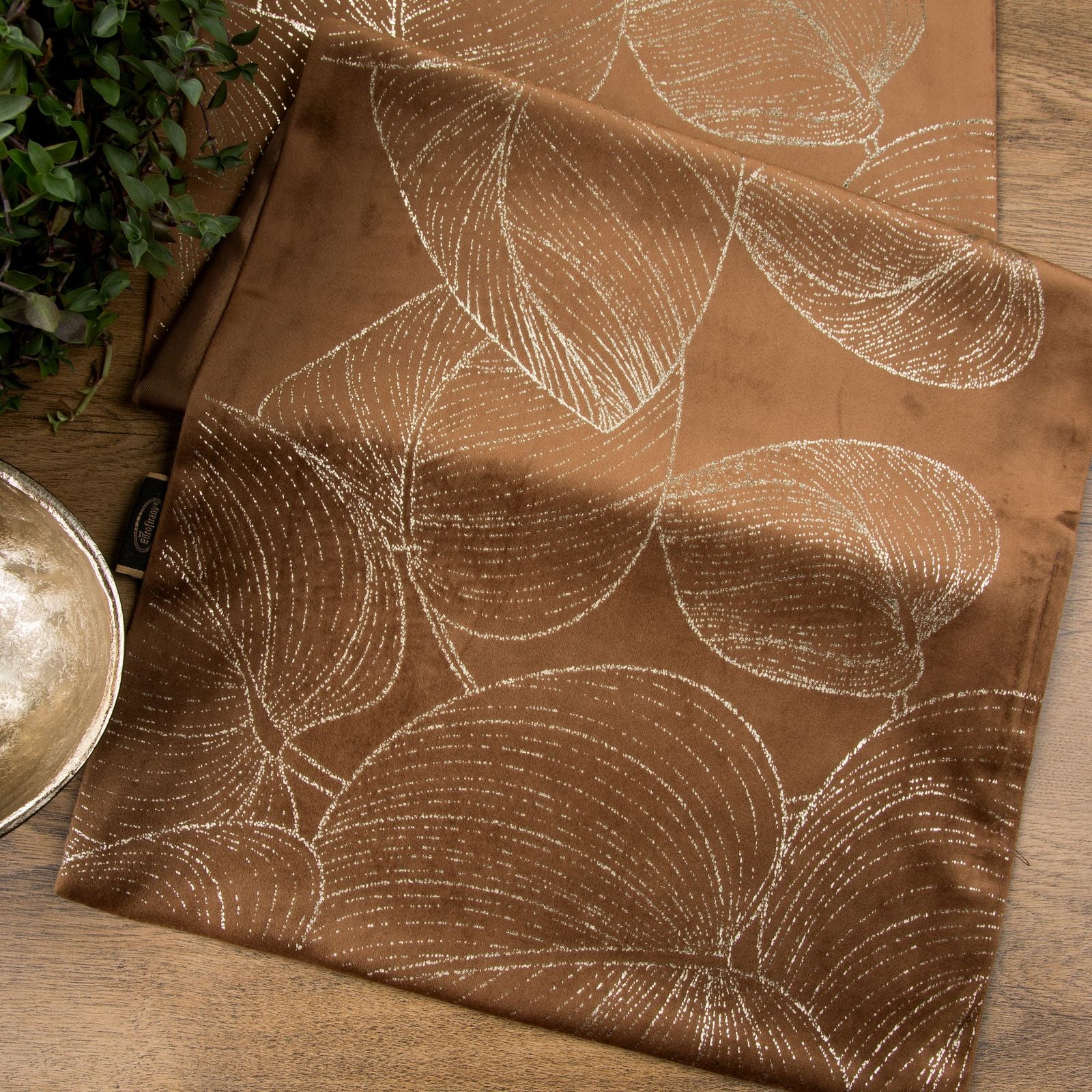 9c48461a1a596c4b12e28d3279f747dc