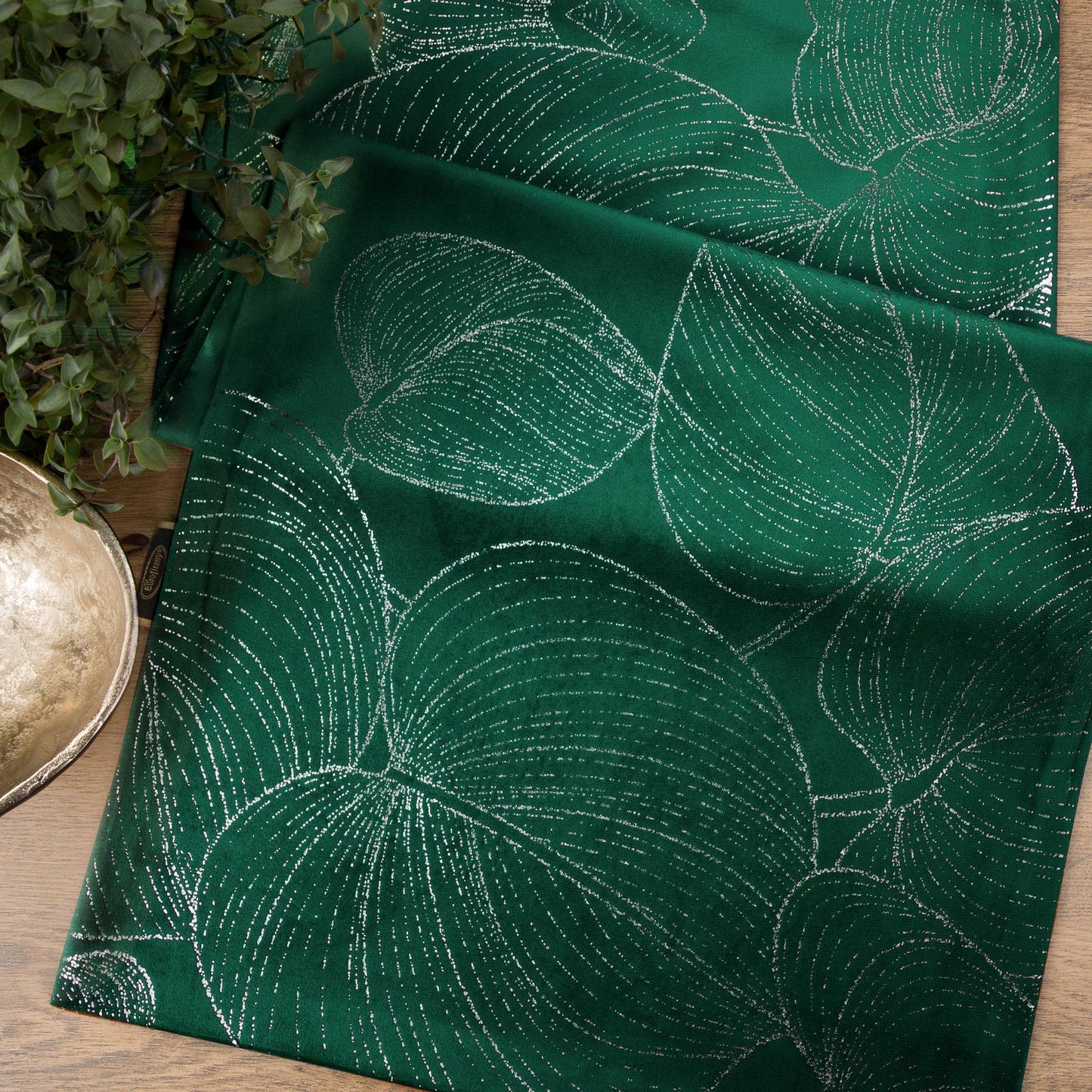 766000604def06ec568c264d4b77a924