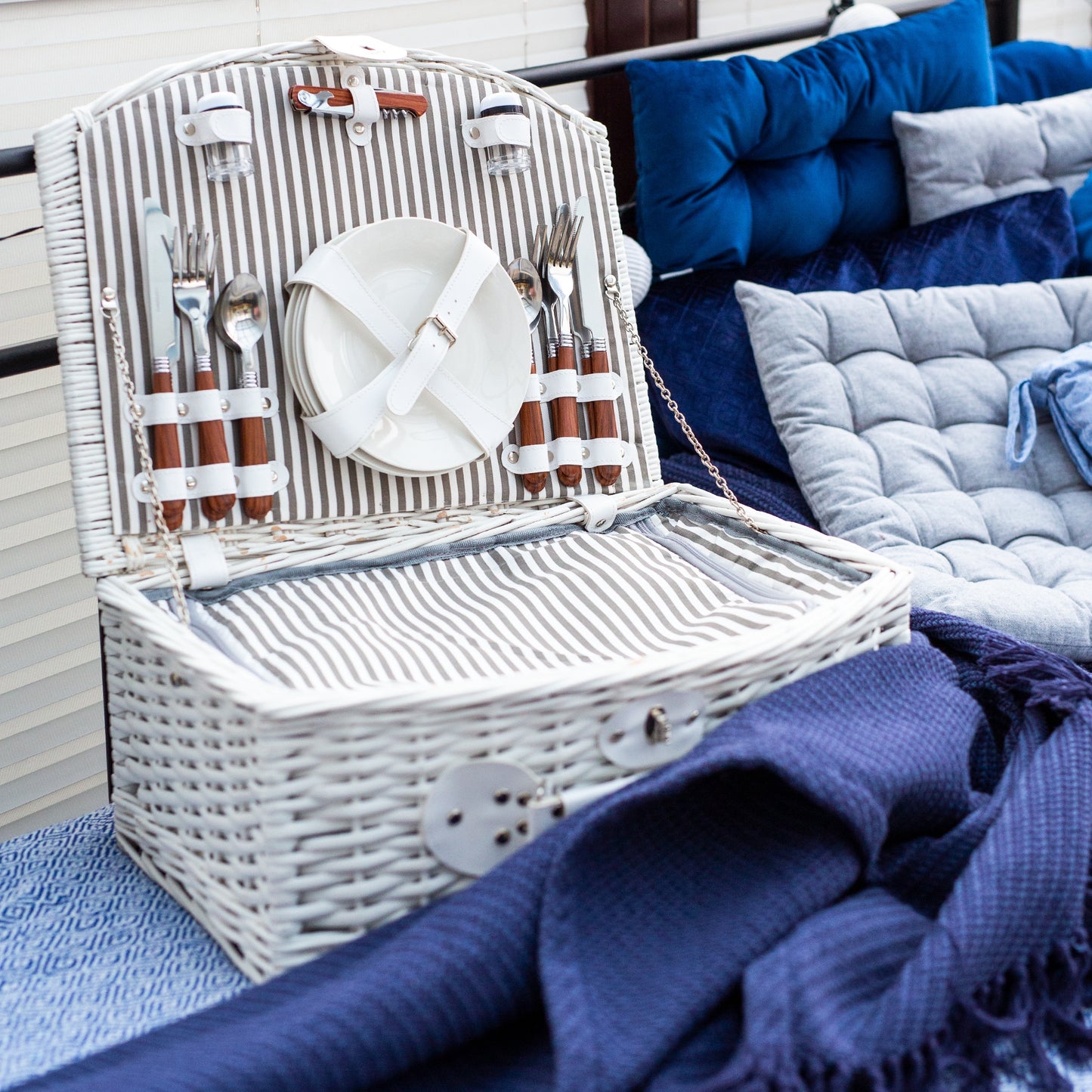 0ebe175efb4a64256c69d2b647218ed3