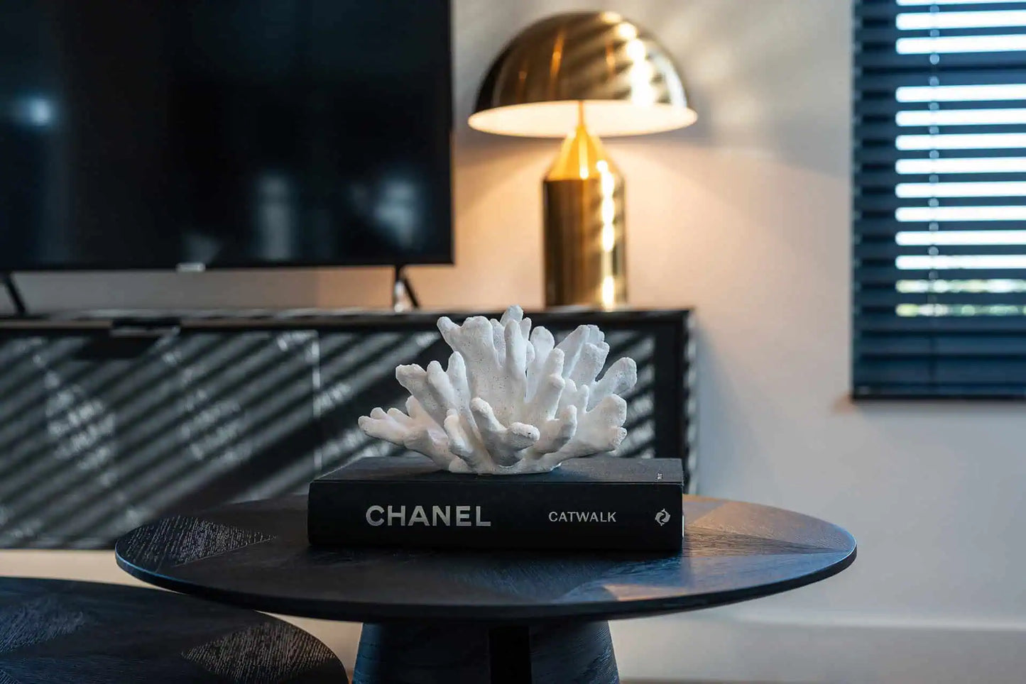 Galdiņš Blax Richmond Interiors 52/58/58 cm melns - N1 Home