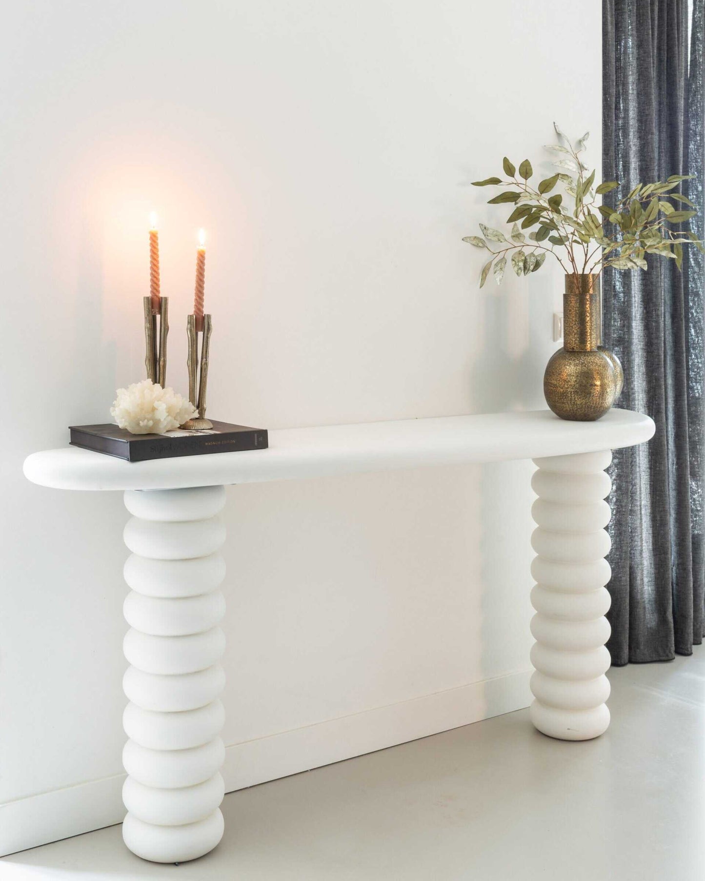 Konsole Bloomstone Richmond Interiors 170/82/40 cm balts