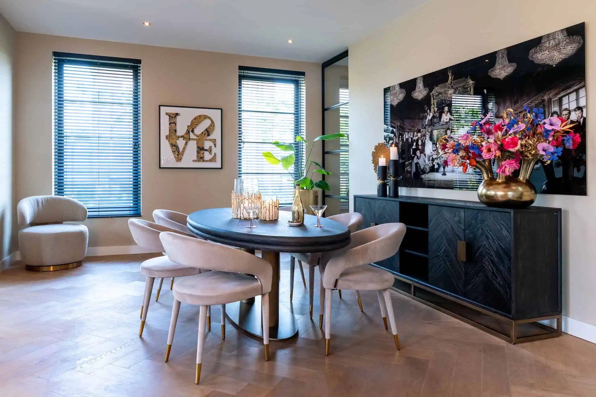 Kumode Blackbone misiņa 4 durvis Richmond Interiors 91/225/45 cm melna rustikāla - N1 Home