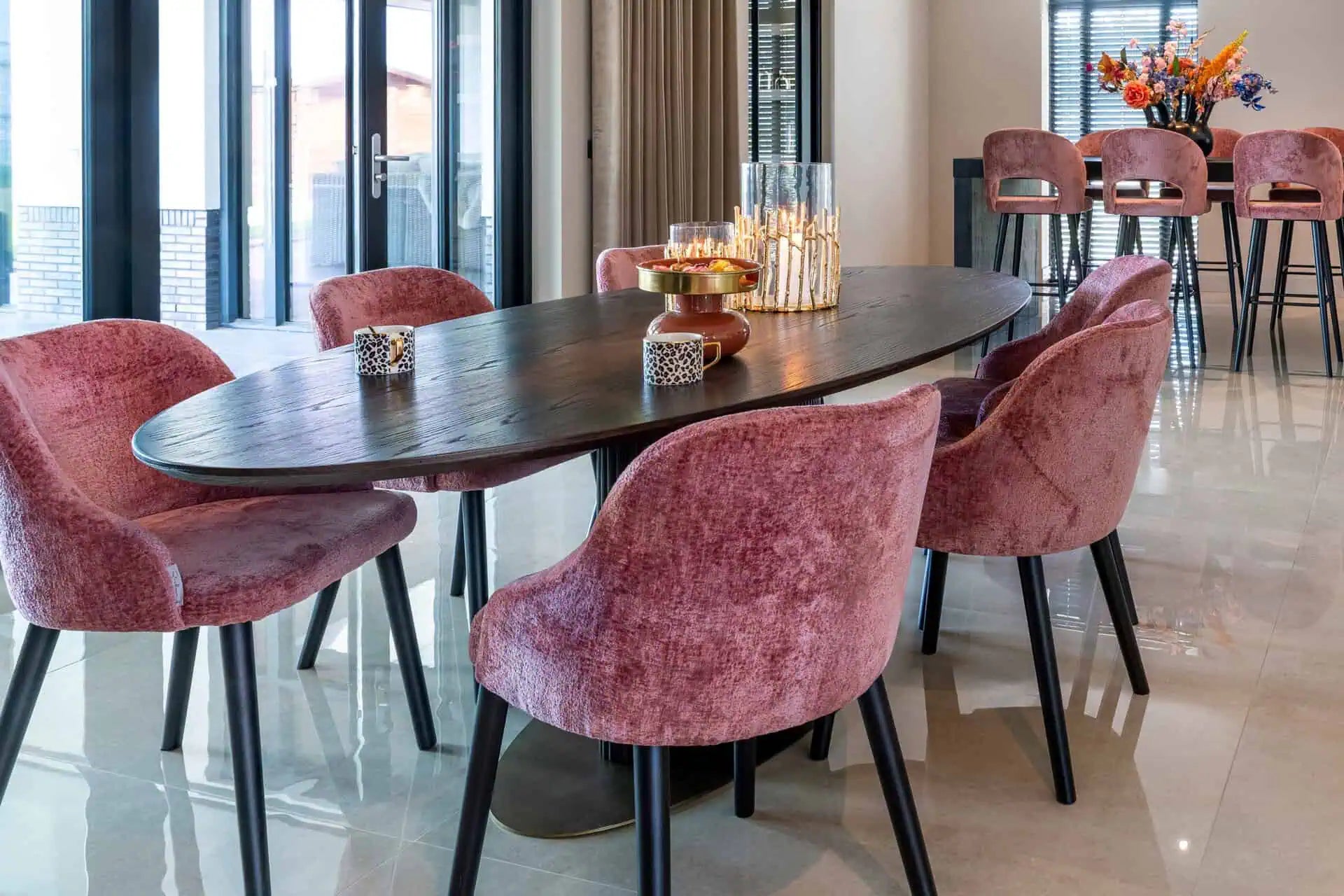 Galds Luxor brown oval Richmond Interiors 75/235/110 cm tumši brūns - N1 Home