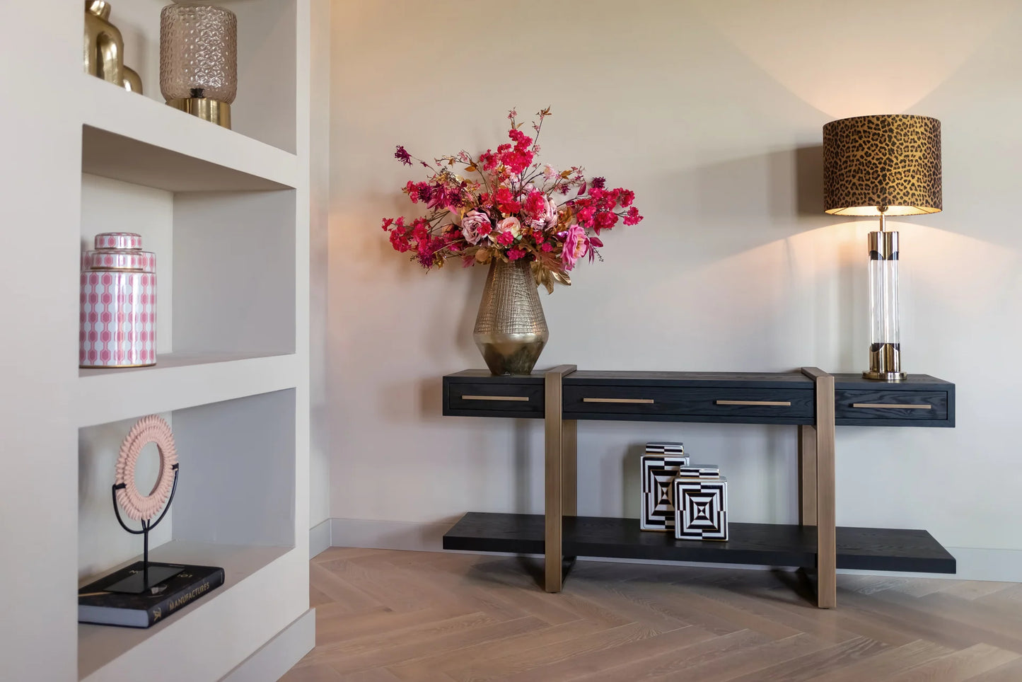 Konsole Cambon ar 3 atvilktnēm Richmond Interiors 80/180/45 cm tumša kafija - N1 Home