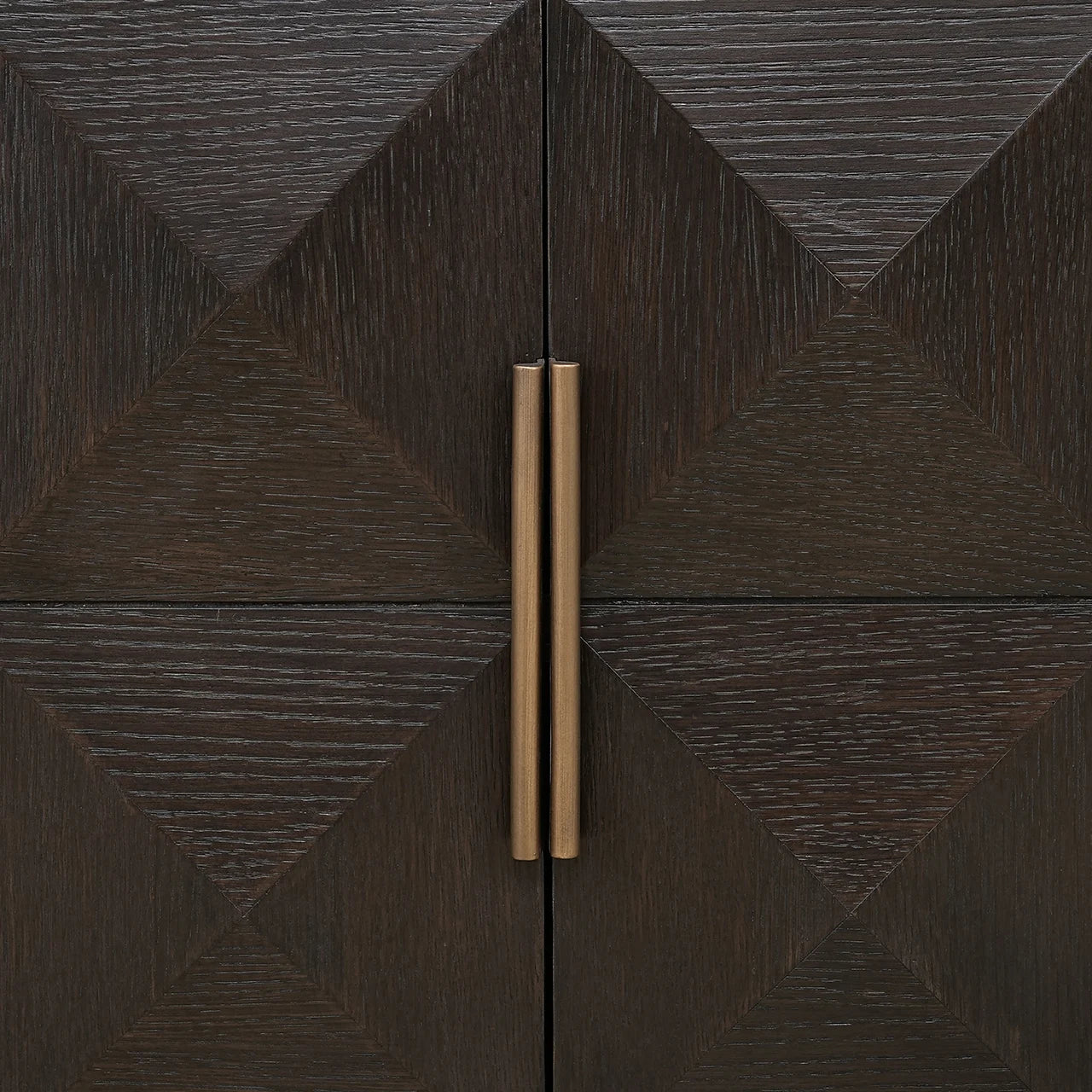 TV skapis Claremont ar 4 durvīm Richmond Interiors 63/196/44 cm brūns - N1 Home