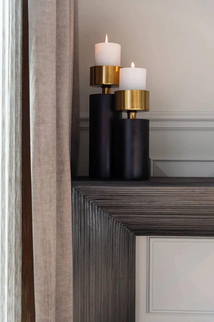 Konsole Gizen Richmond Interiors 81/160/35 cm melns/zelts - N1 Home