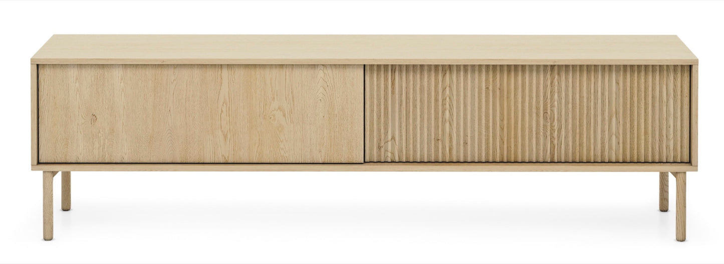 TV skapis Tavis 51/187/39 cm ozols