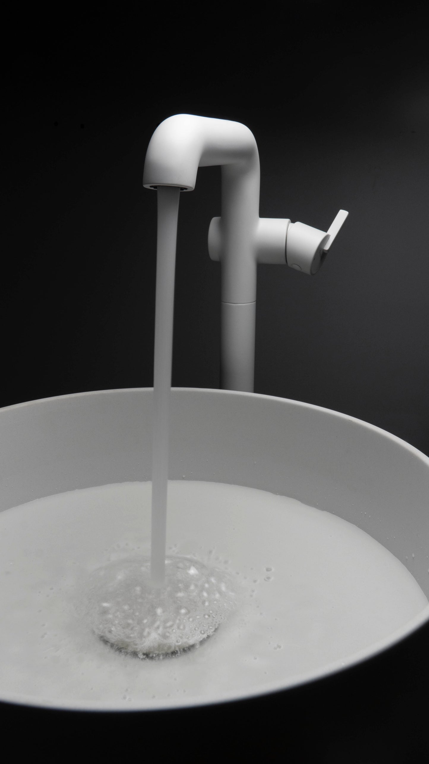 Izlietnes maisītājs, brīvi stāvošs Silia 1090 mm matēts tērauds - N1 Home