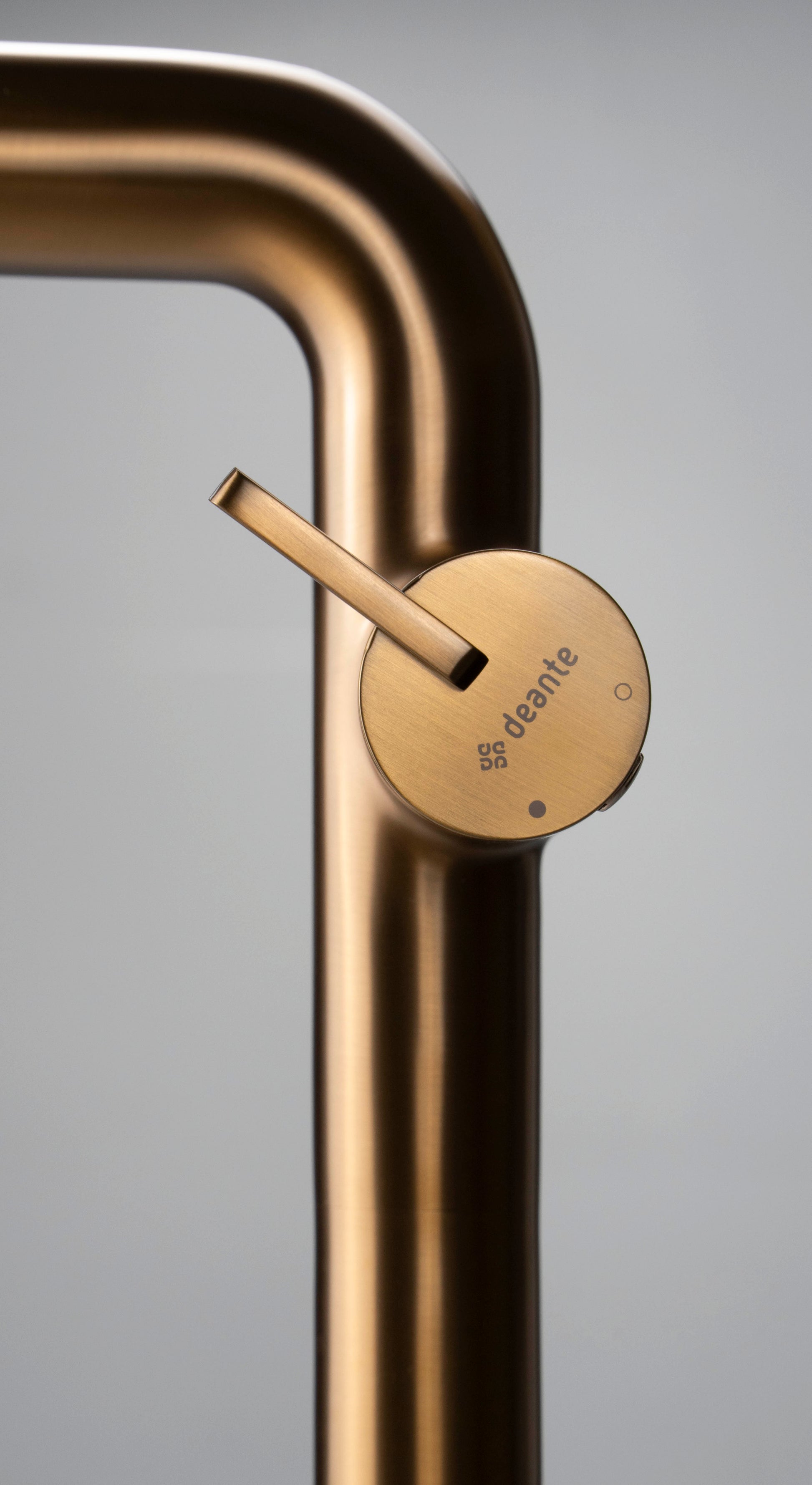 Izlietnes maisītājs, augsts, ar taisnstūra snīpi Silia 305 mm hroms - N1 Home