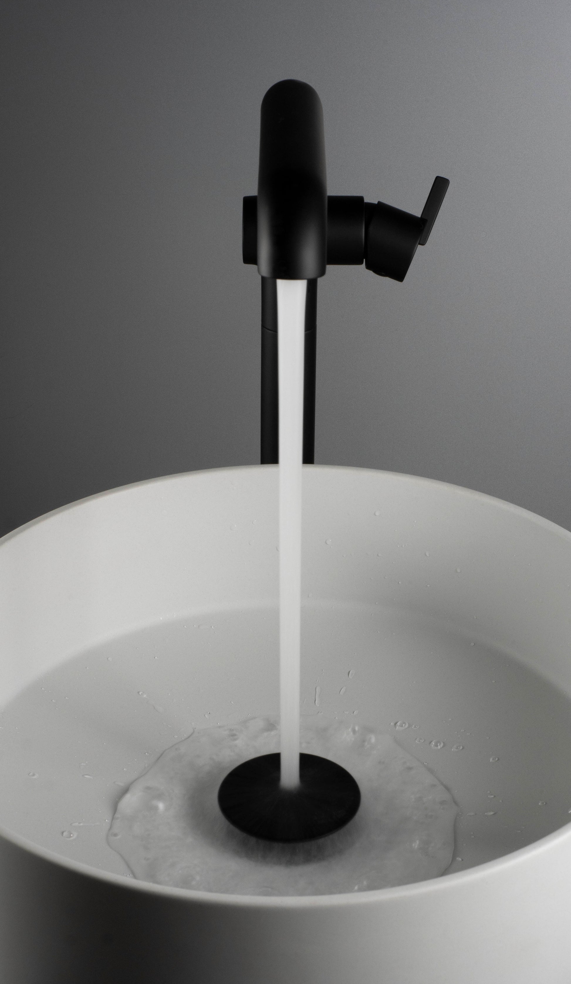 Izlietnes maisītājs, brīvi stāvošs Silia 1090 mm hroms - N1 Home