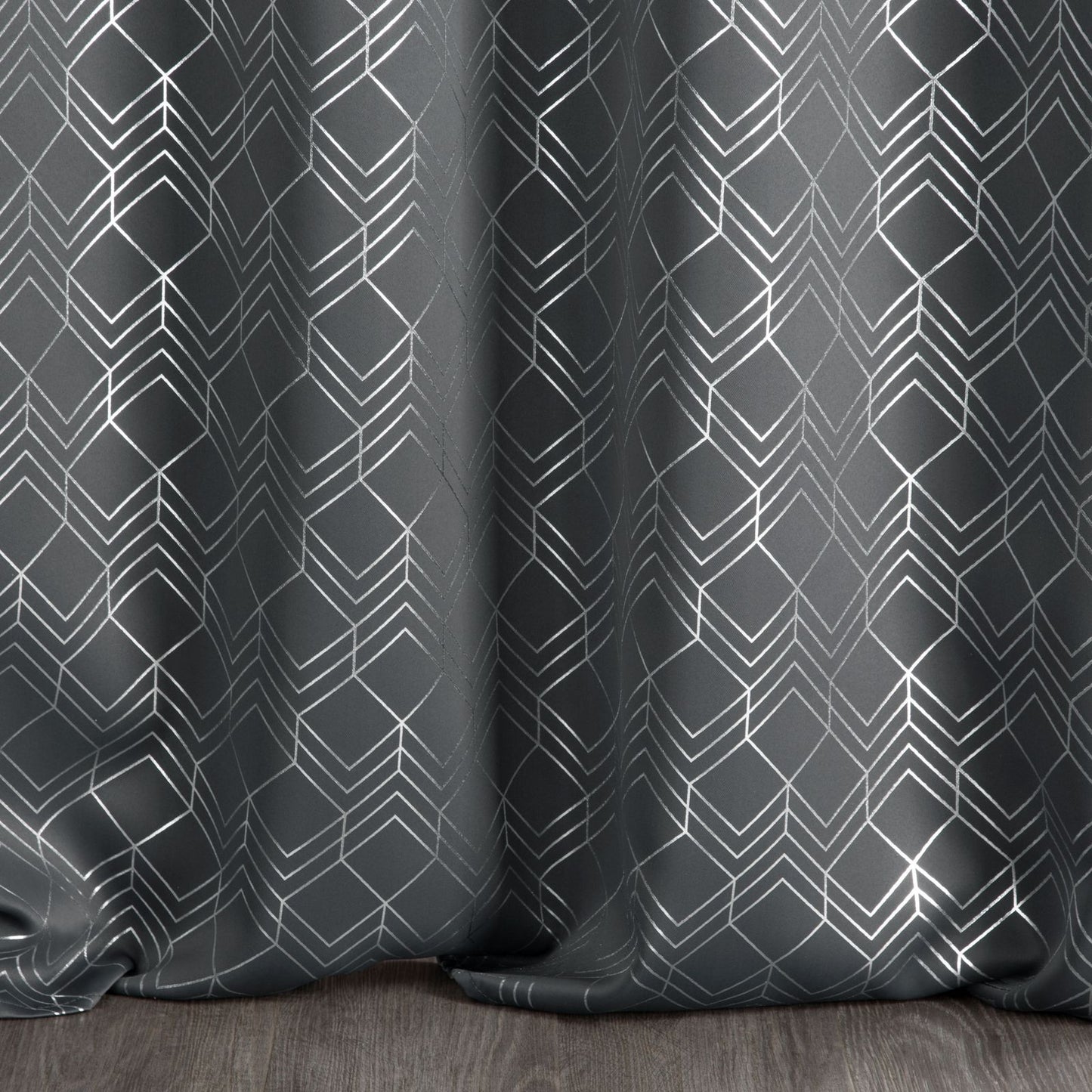 572496298de67f044cc53554c55628c9