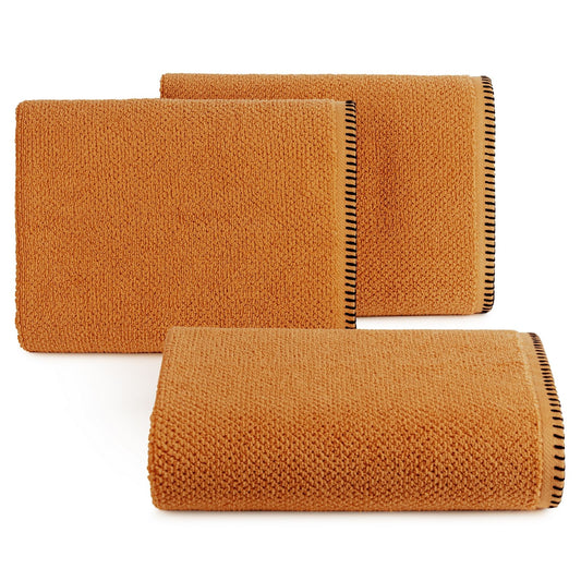 e8a7c9567bb8c8dd4f1d6cf7eb4823b1