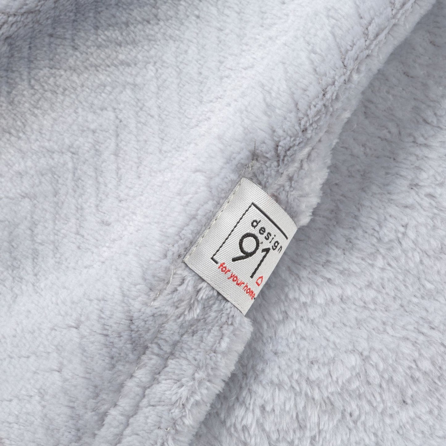 706787c1fe1cd50b76a3b801dd745b1b