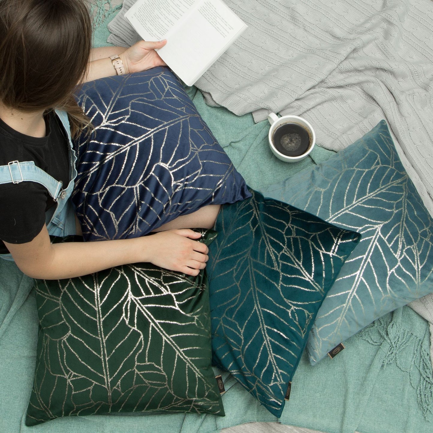 85abb9eef87428bebeb386f9d63c1352