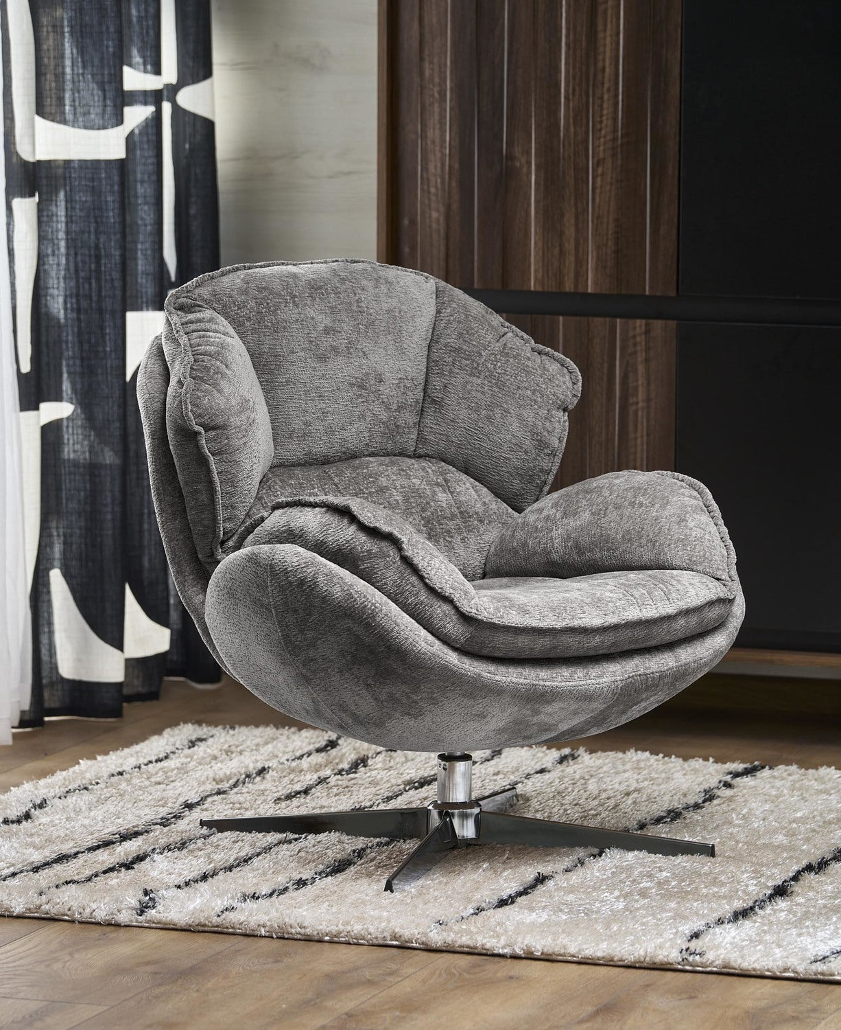 Krēsls Gius 80/84/81 cm pelēks - N1 Home
