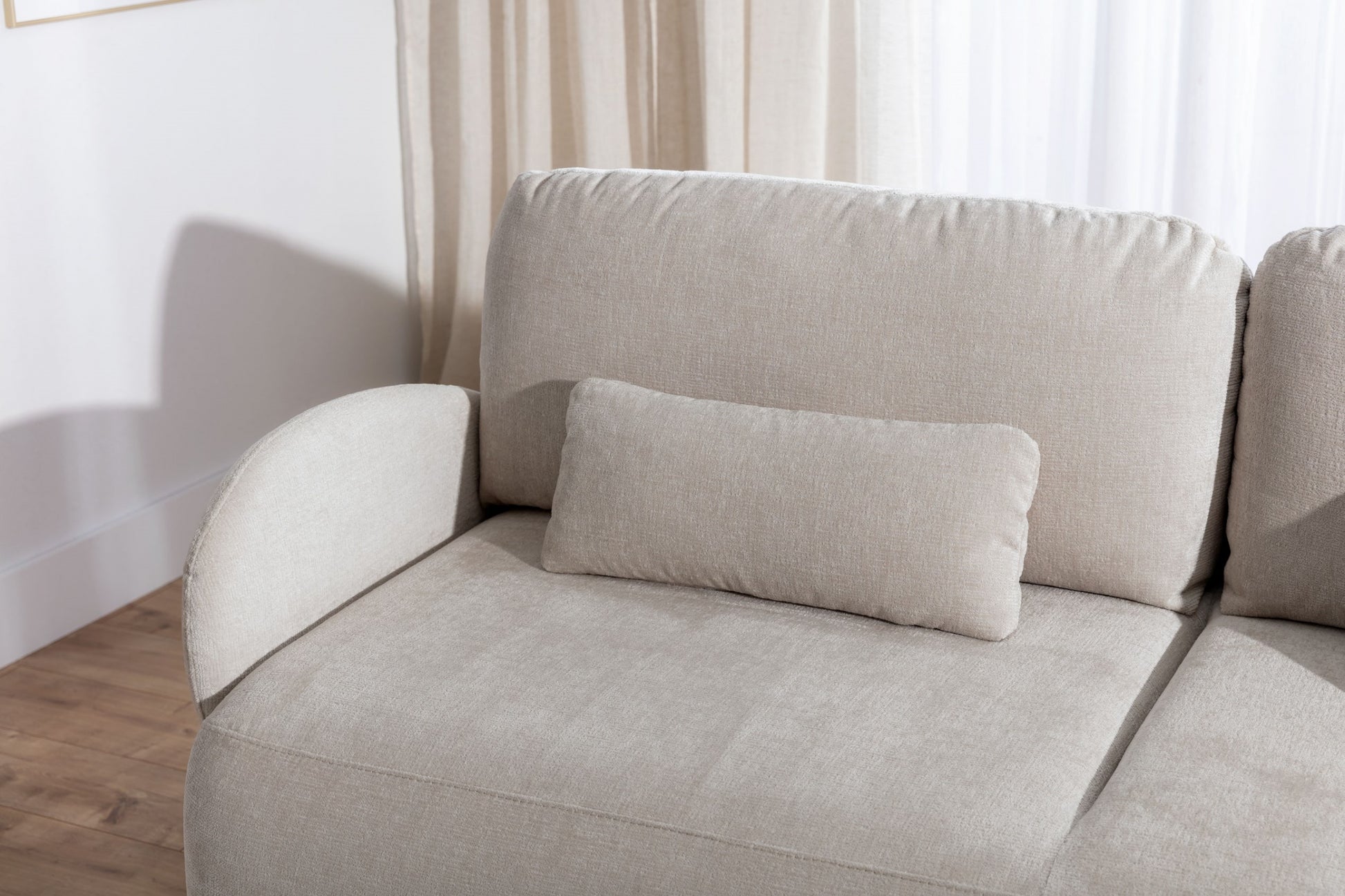 Dīvāns Din 212/88/108 cm gaiši pelēks - N1 Home