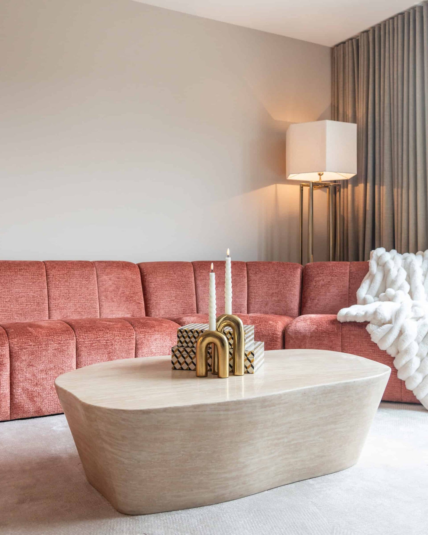 Kafijas galds Fictus Richmond Interiors 125/36/80 cm bēšs - N1 Home