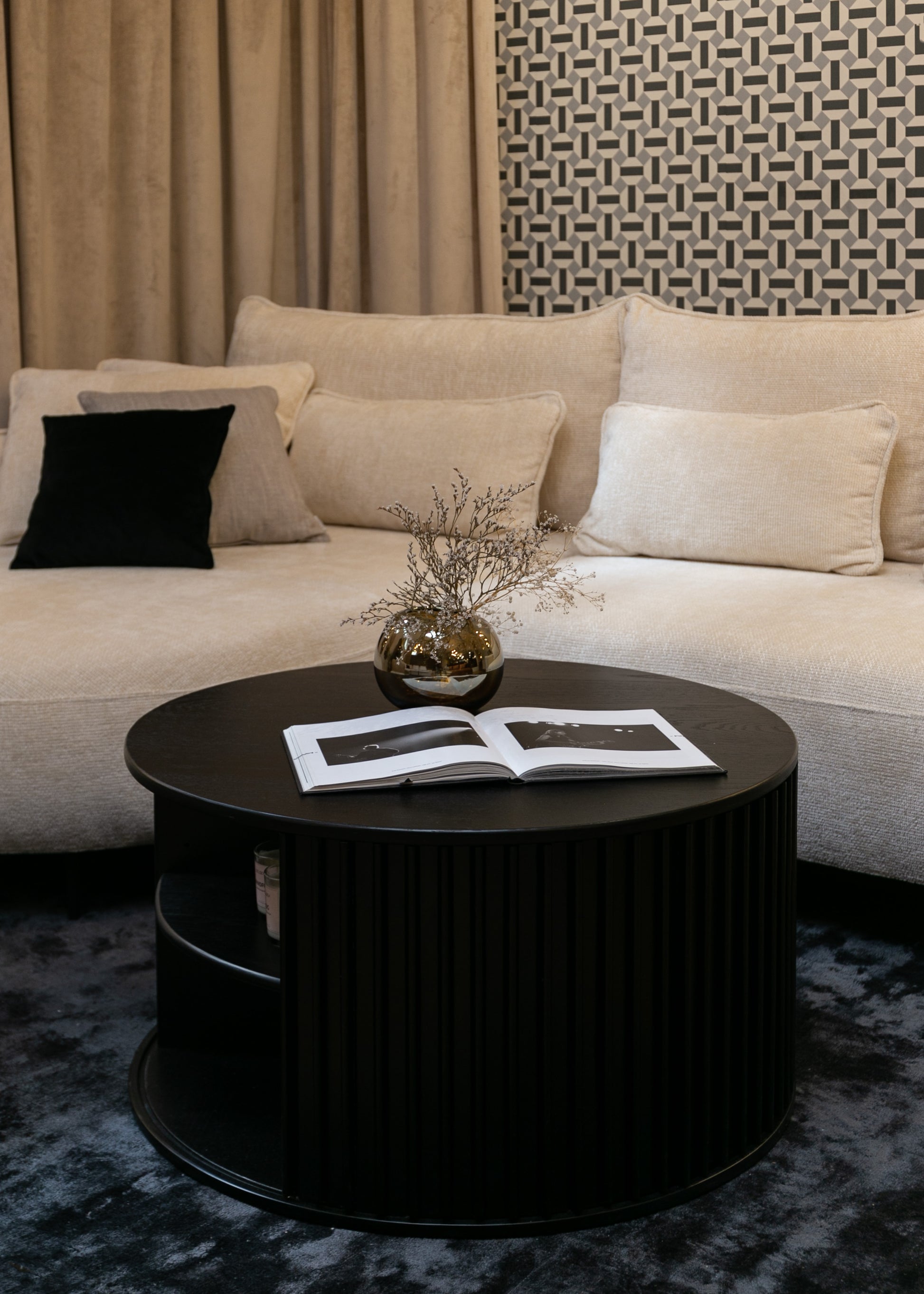 Kafijas galdiņš Oviti 45/85/85 cm melns - N1 Home