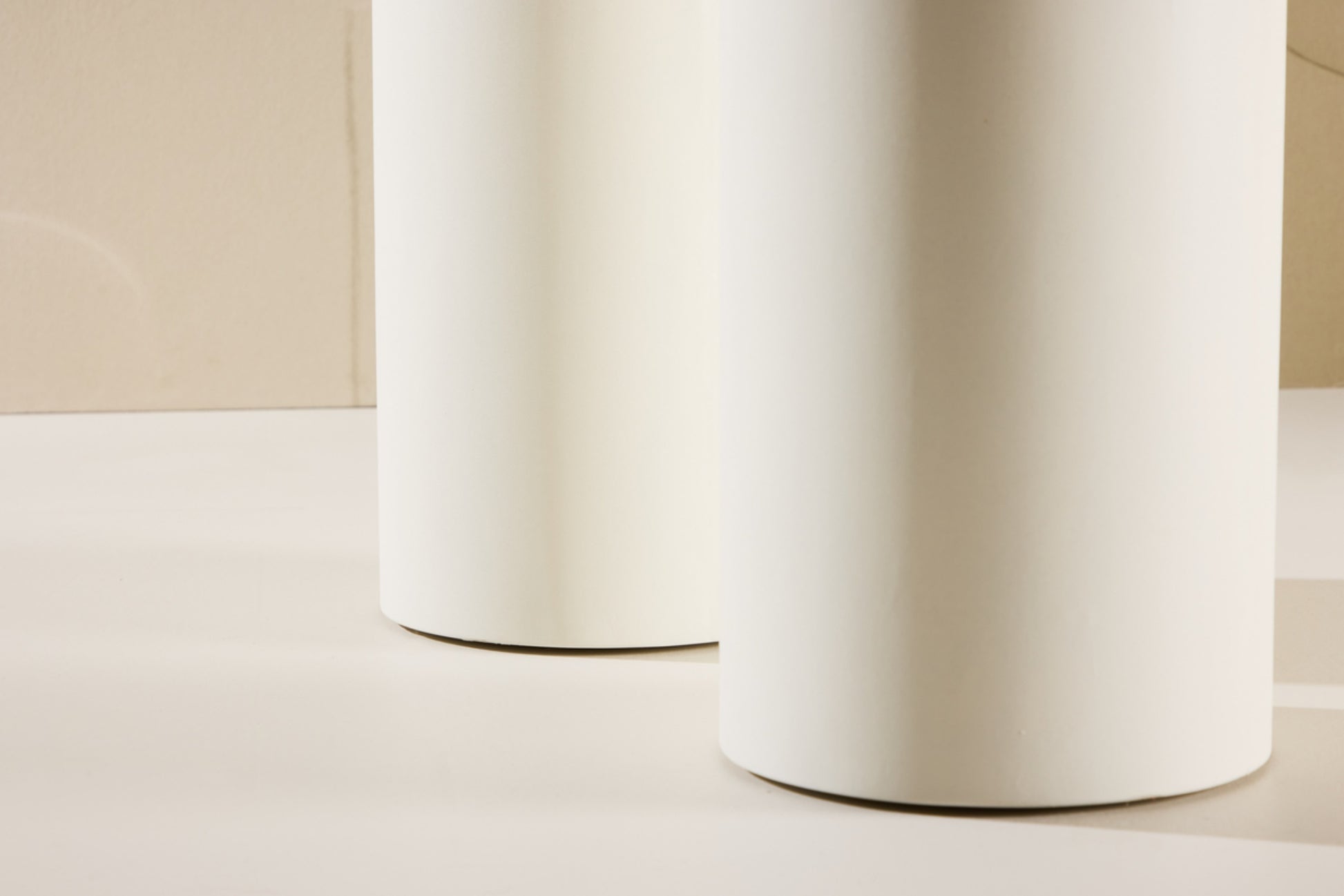 Galds Adula 74/220/110 cm balts - N1 Home