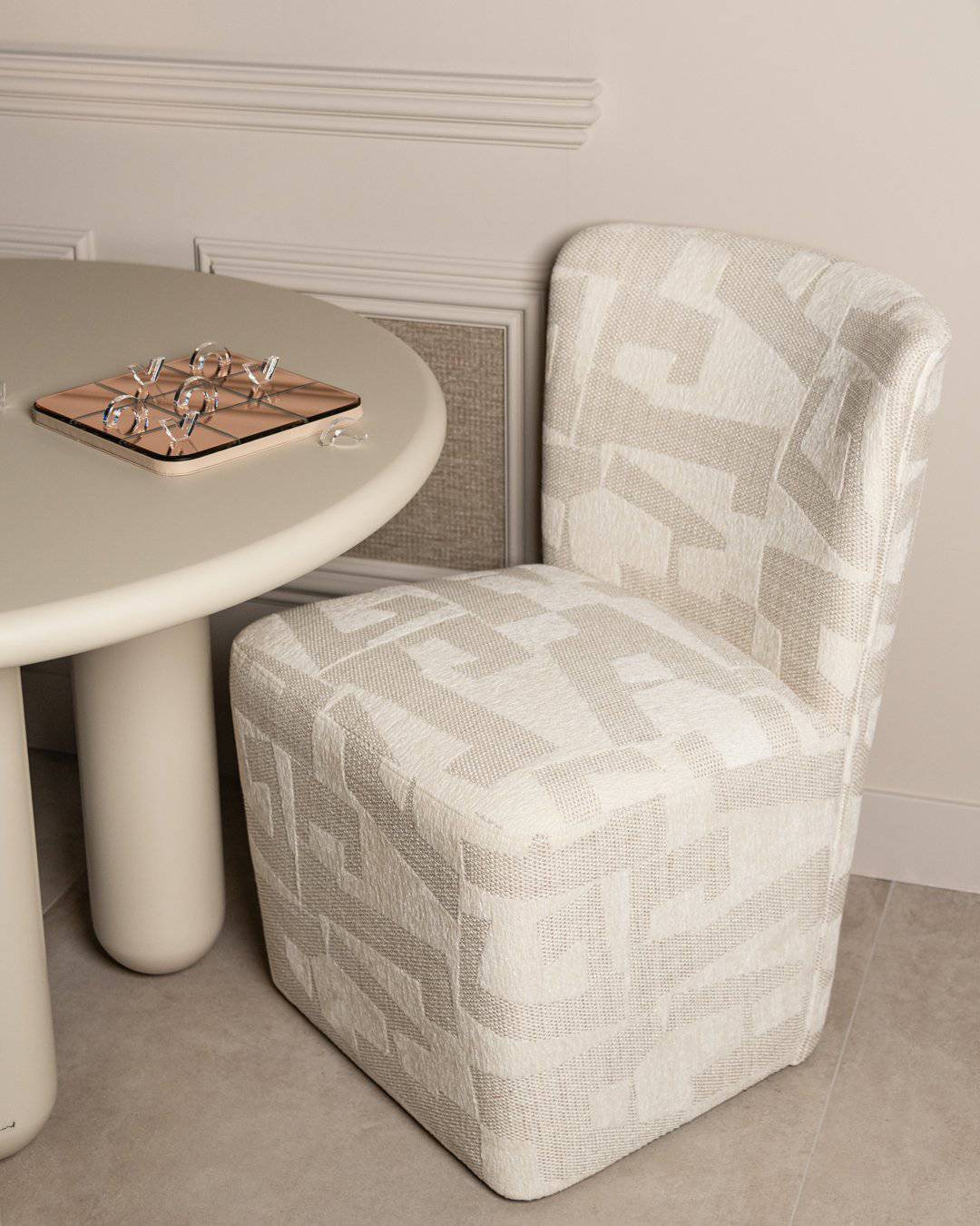Krēsls Lorain Richmond Interiors 58/84/70 cm bēšs graffic