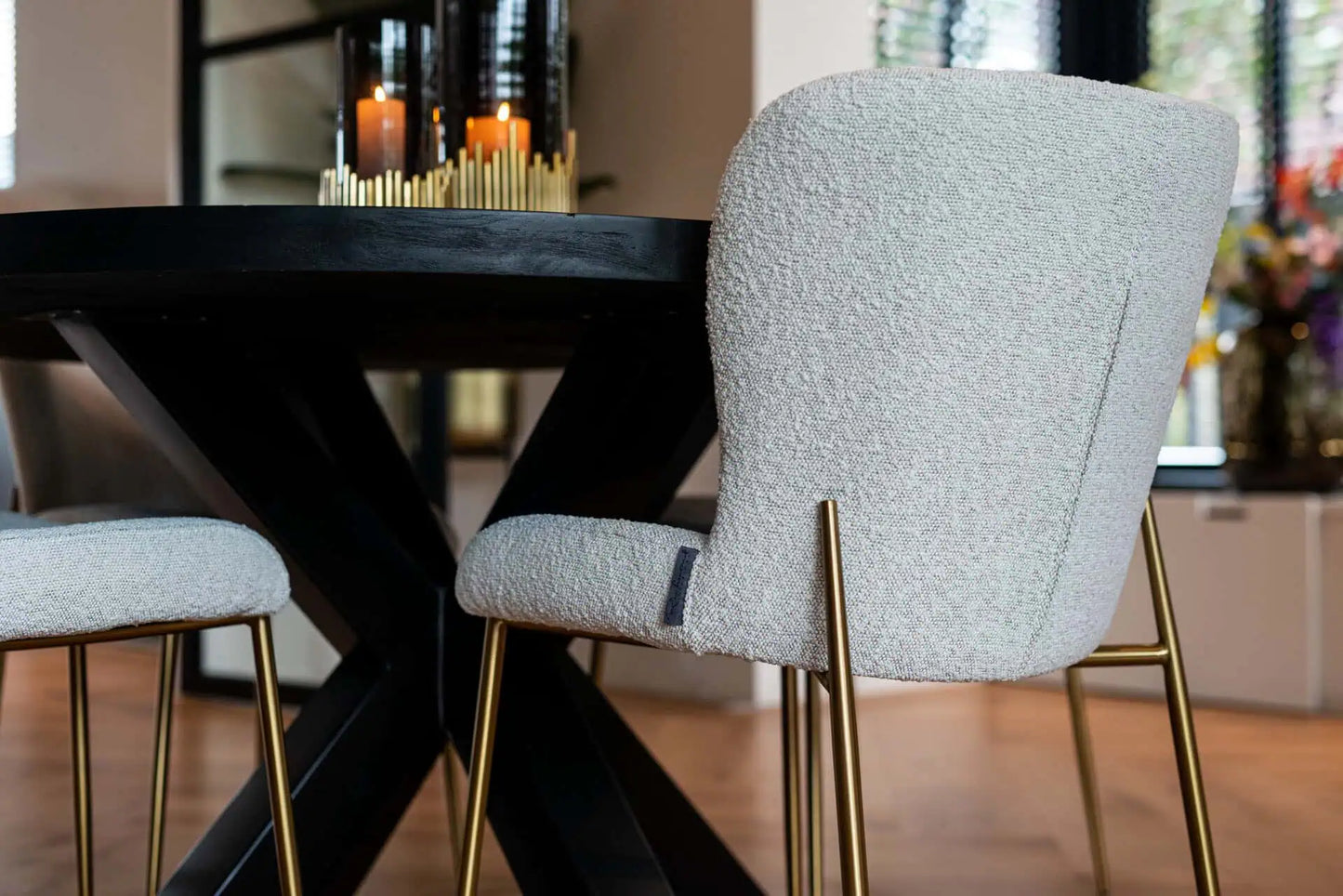 Krēsls Odessa (Set of 2) Richmond Interiors 85/49/64 cm white bouclé - N1 Home