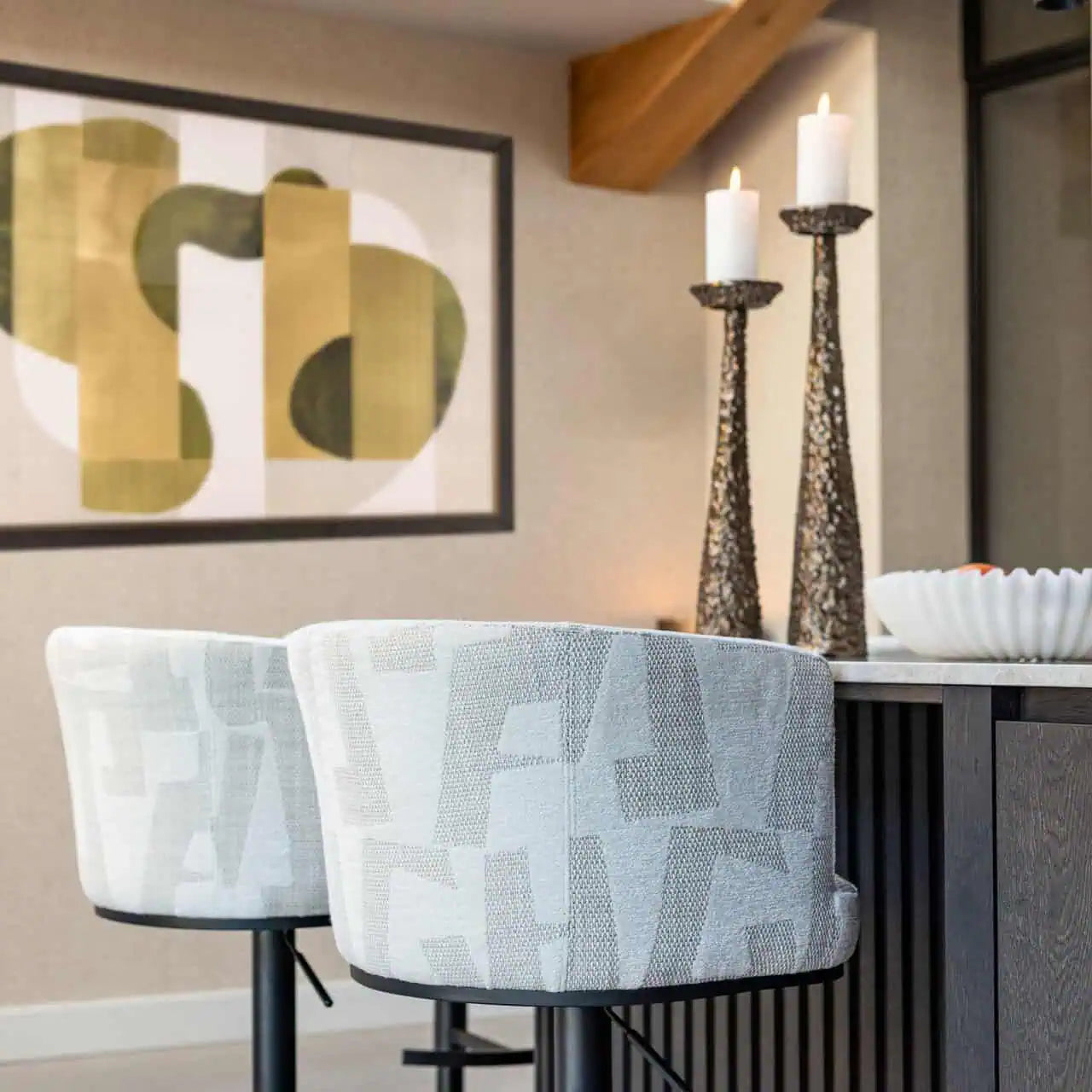 Svečturis Moan brushed gold small Richmond Interiors 52/13/13 cm zelts - N1 Home