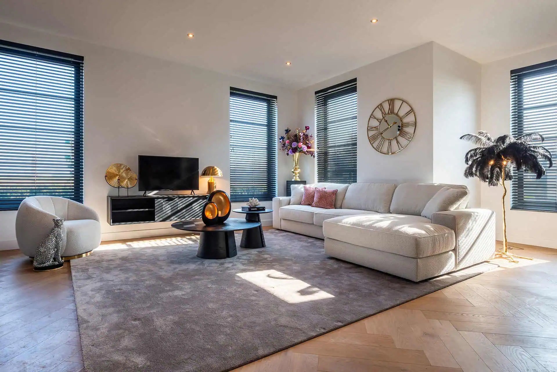 Galdiņš Blax Richmond Interiors 52/58/58 cm melns - N1 Home