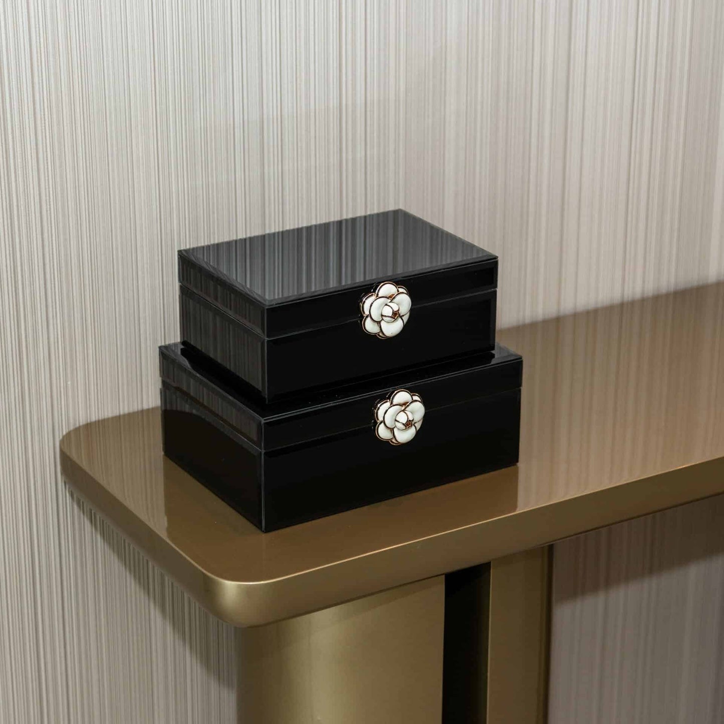 Konsole Whisker Richmond Interiors 80/120/35 cm zelts