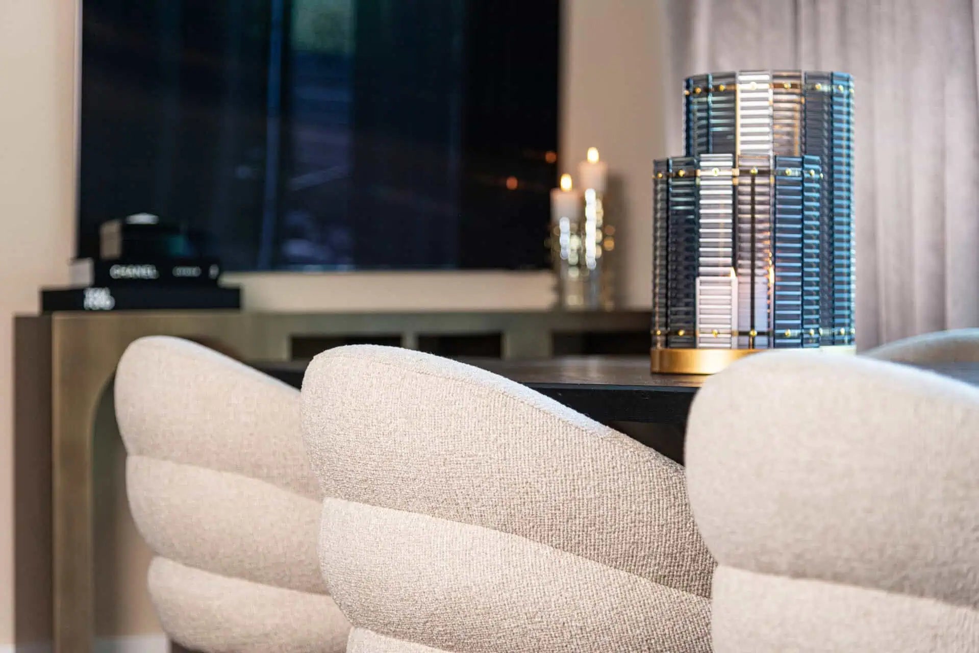 Krēsls Zendaya Richmond Interiors 79/60/61 cm biscotti - N1 Home