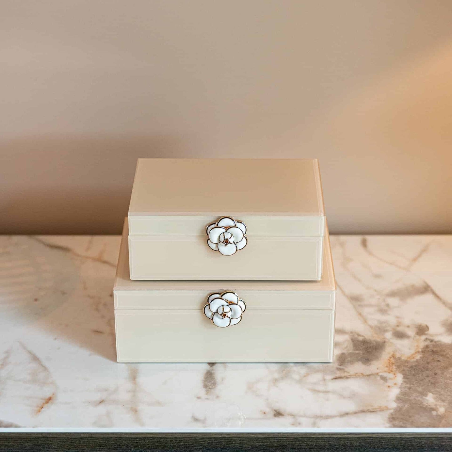 Uzglabāšanas kaste Abbey Richmond Interiors 8,5/22/15; 10/25/18 cm ivory