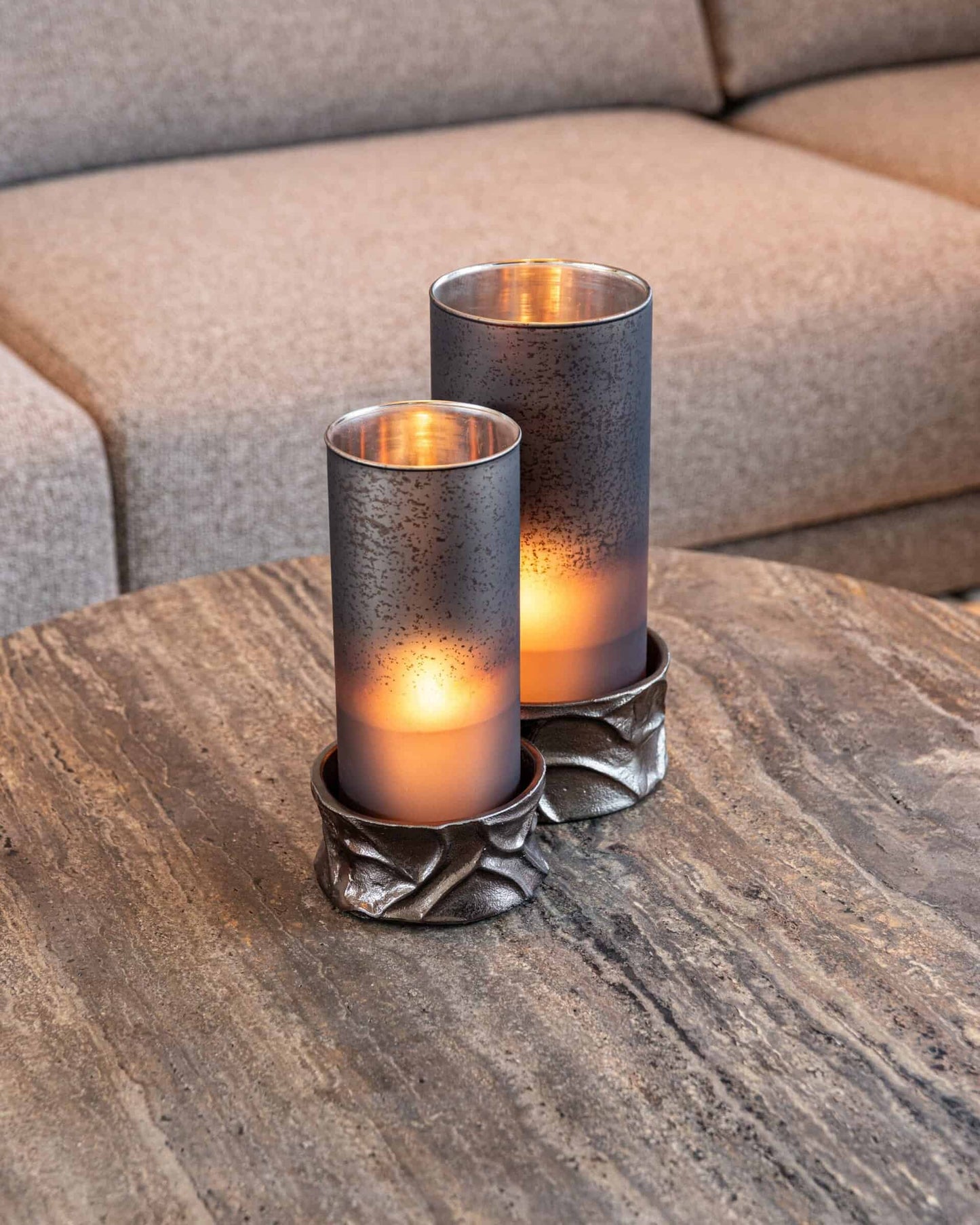 Svečturis Candace S Richmond Interiors 26/13/13 cm smoke