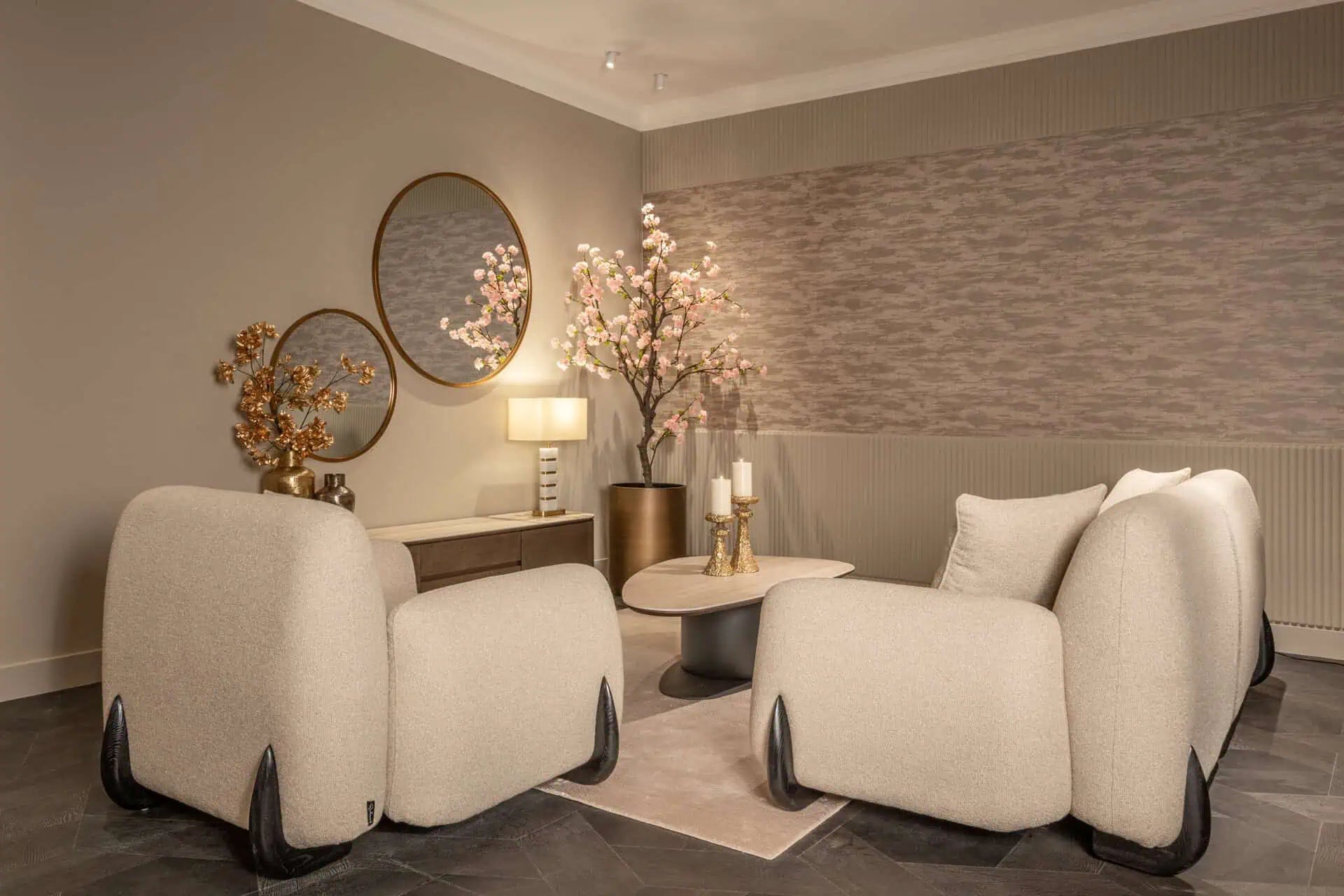 Krēsls Godiva biscotti Richmond Interiors 84/121/111 cm bēšs - N1 Home