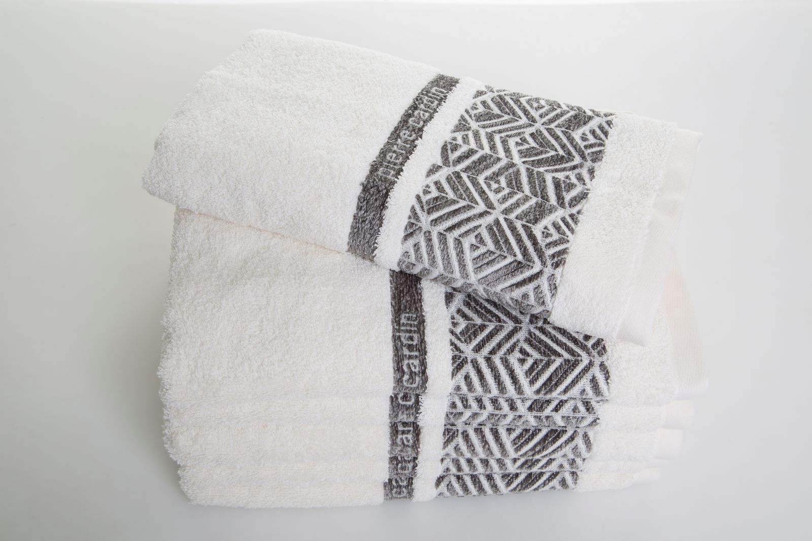 c53ac57da33f956a09cf84e80b744769