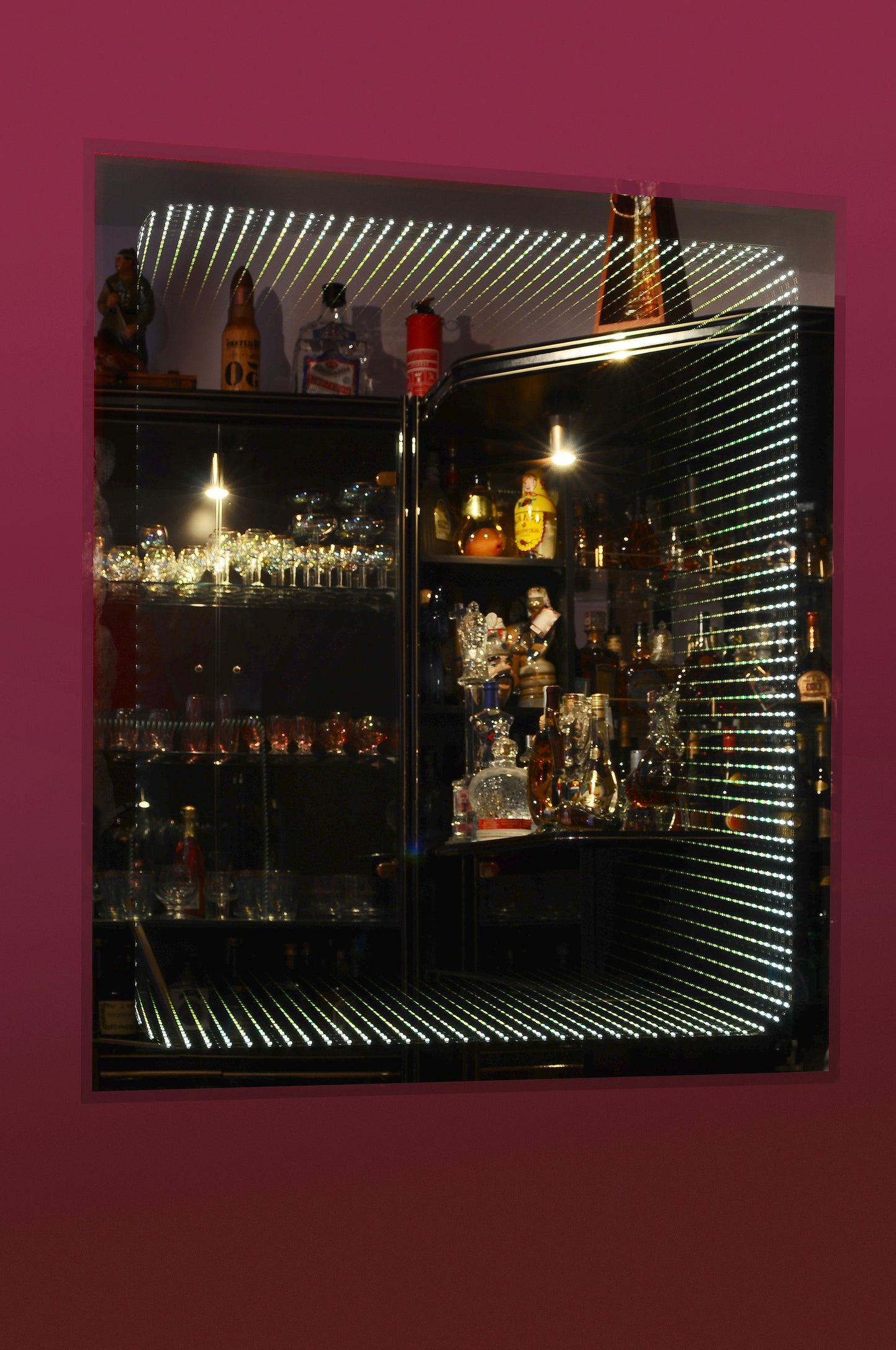 Spogulis Wenoma 49/49 cm; 79/65 cm