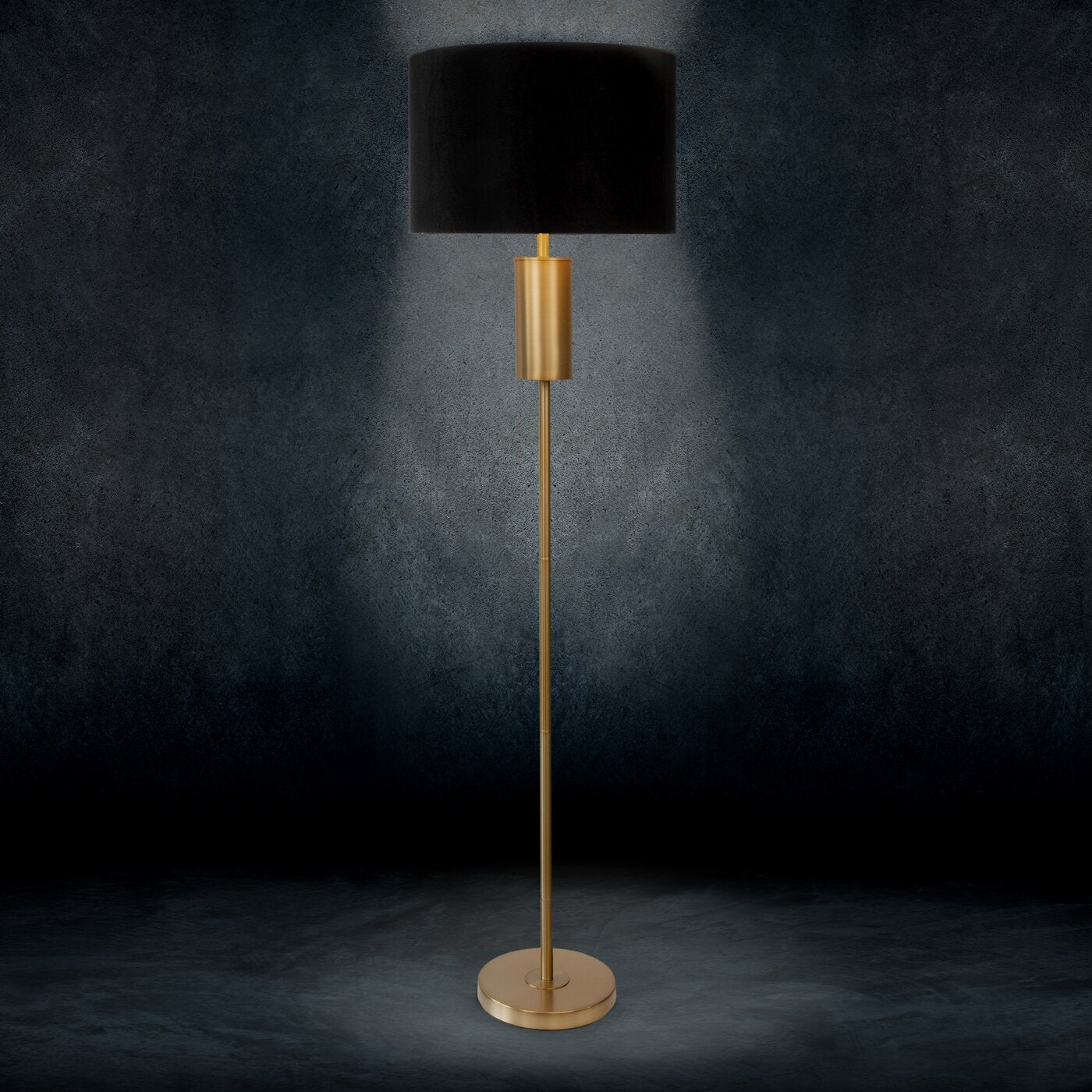 LIMITED COLLECTION stāvlampa VICTORIA 7 uz metāla pamatnes ar samta abažūru GOLDEN STRENGTH - N1 Home